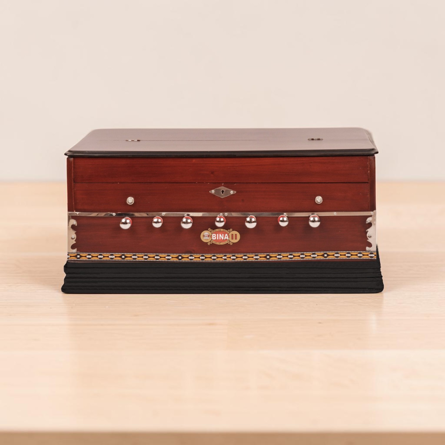 Harmonium BINA no. 11